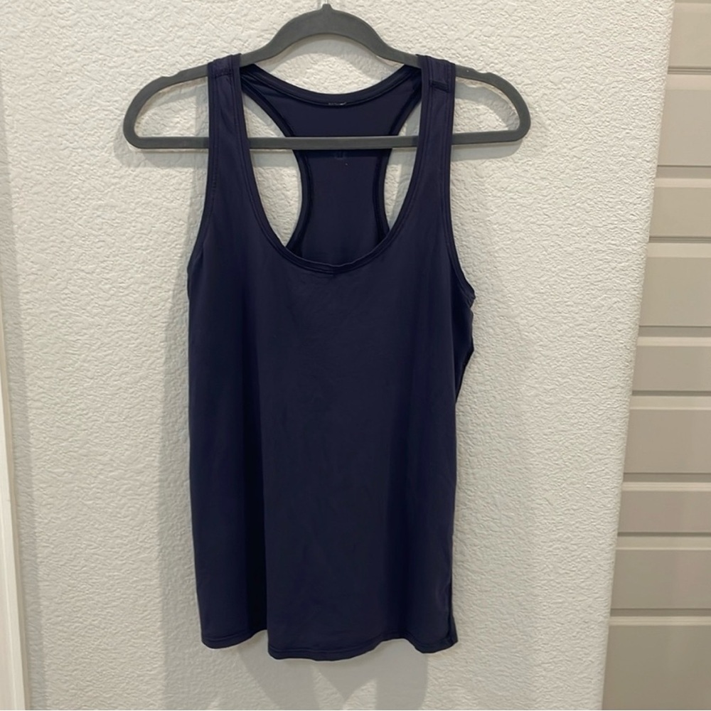 Lululemon Navy Blue Women's Tank Top - Size 4
